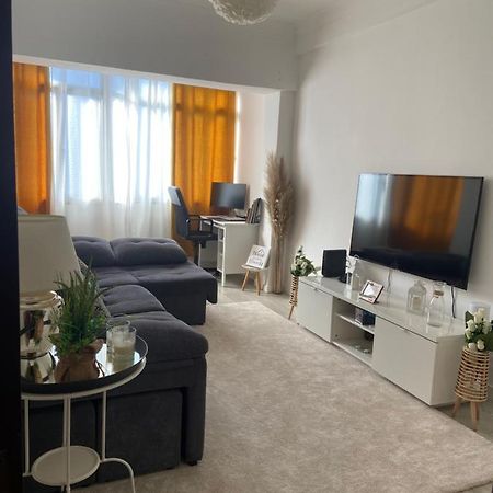 An Elegant & Cozy Apartment Αμαδόρα Εξωτερικό φωτογραφία